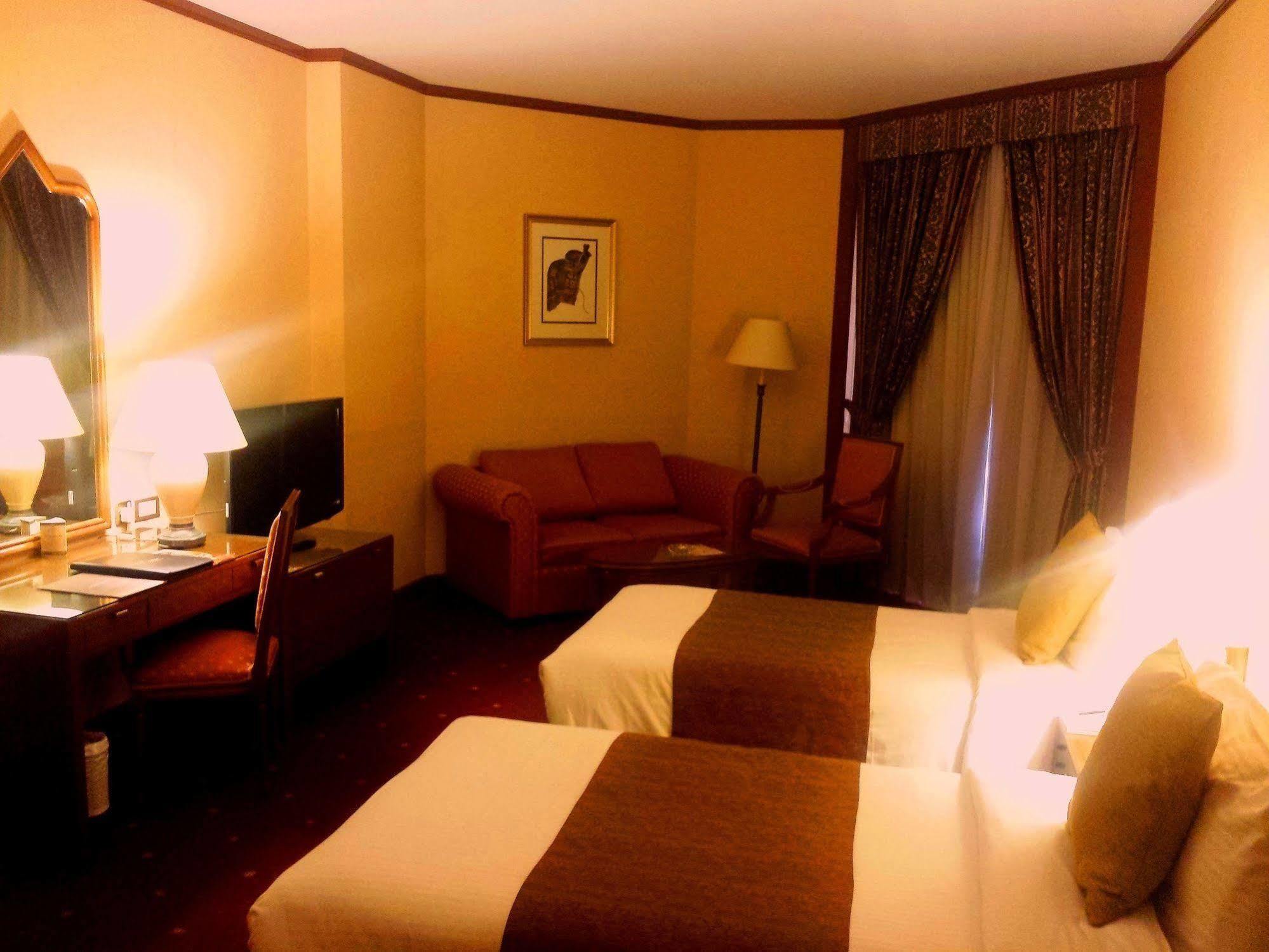 Safir International Hotel Kuwait Кувейт Экстерьер фото